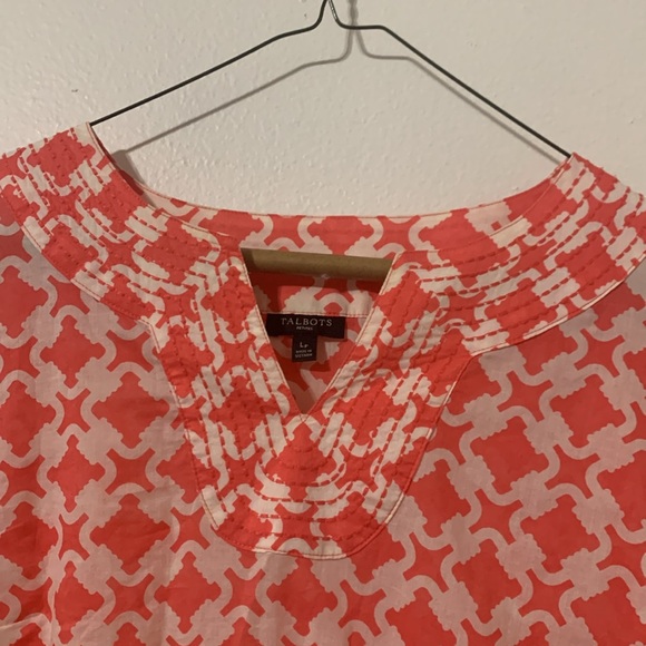 Talbots Petites Redish Printed Cream Top Size LP Used - Picture 4 of 5